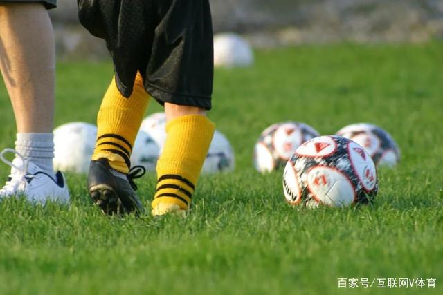 亚锦赛国乒男团3-1韩国进决赛 王楚钦独得2分建功